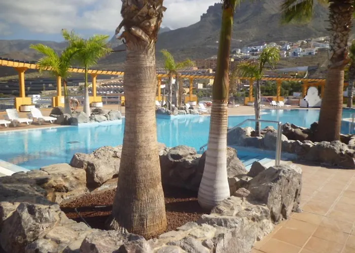 Roque Del Conde * Costa Adeje (Tenerife)