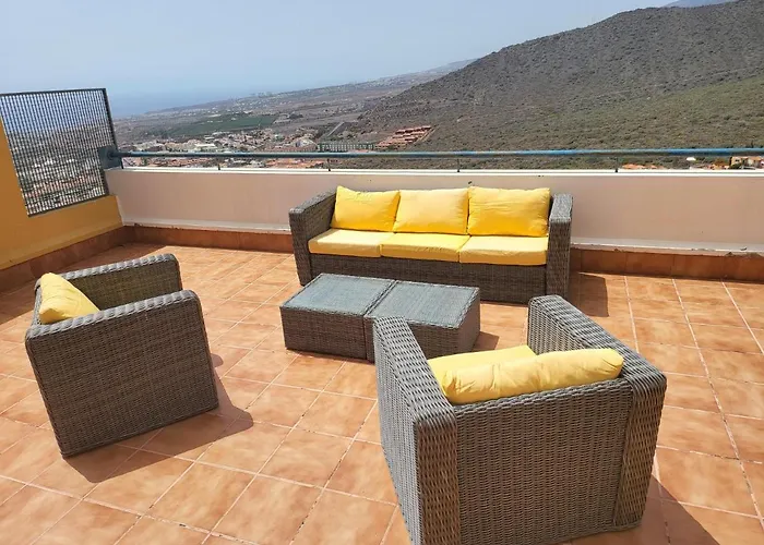 Roque Del Conde * Costa Adeje (Tenerife)